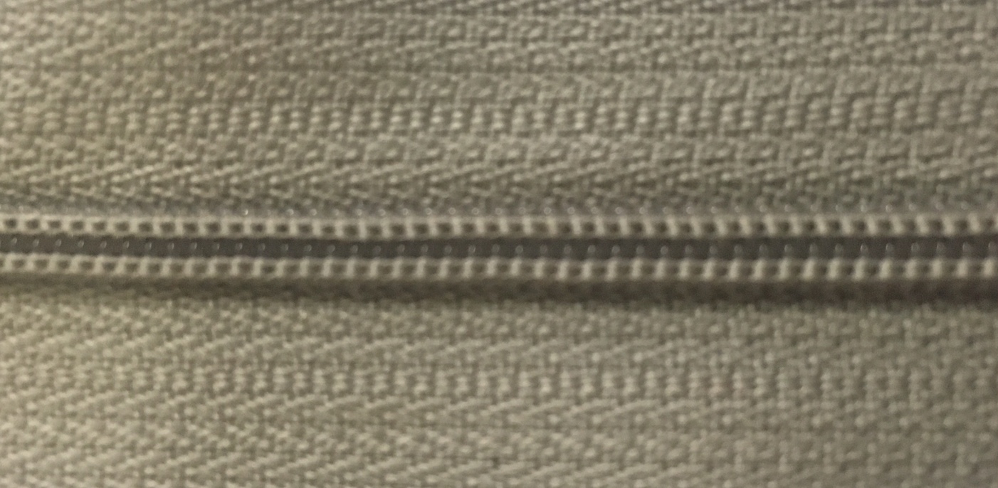 Zips skrytý nedeliteľný. 3mm,310, 60cm, 0,246€/kus