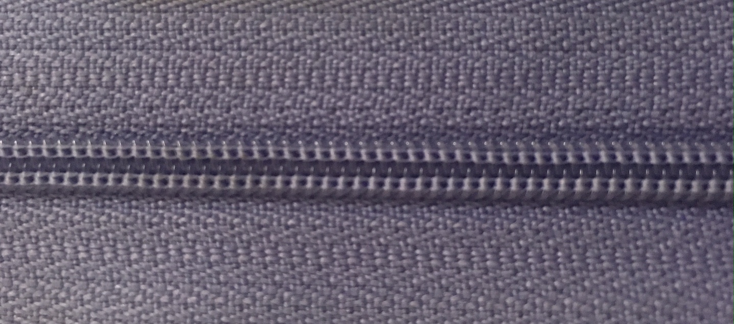 Zips špirálový S-3.3mm, A/L 18cm; 169