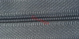 Zips skrytý nedeliteľný. 3mm,316, 60cm, 0,246€/kus