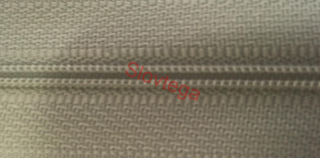 Zips špirálový S-3.3mm, 50cm; 101 biela
